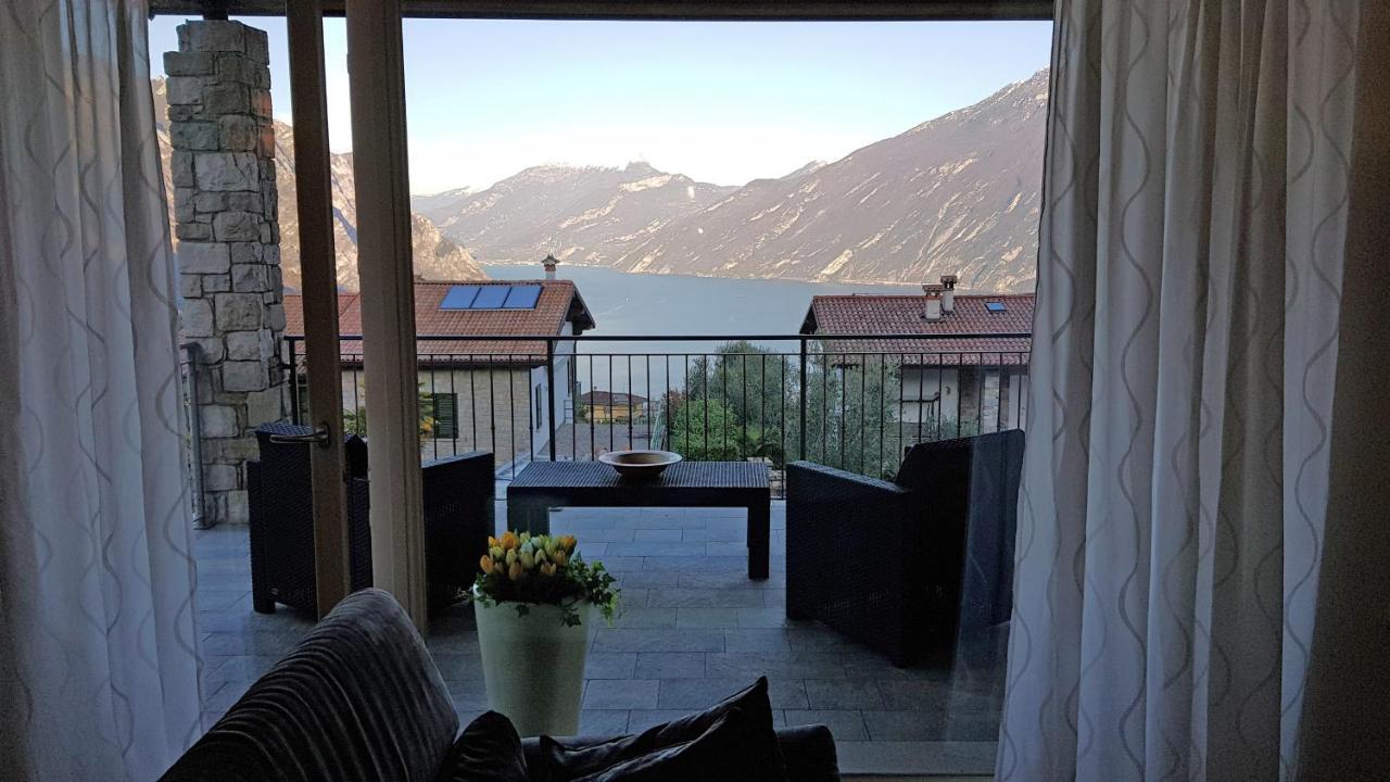 Villetta Sogno sul Lago by Gardadomusmea Tremosine Exterior foto